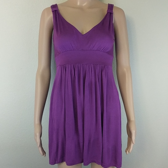 [H&M] Cute Purple Deep V Neck Ruched Dress 4 - Picture 1 of 6
